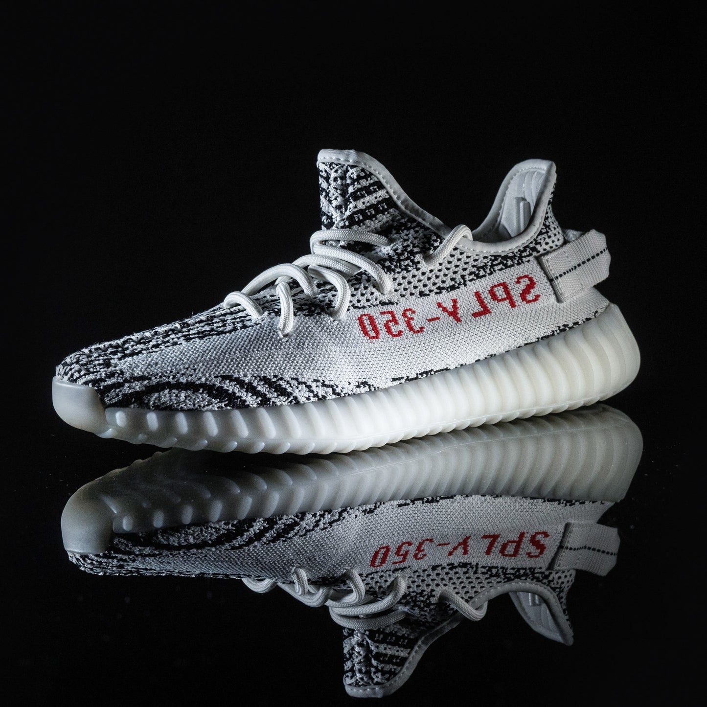 Adidas Yeezy 350 Zebra