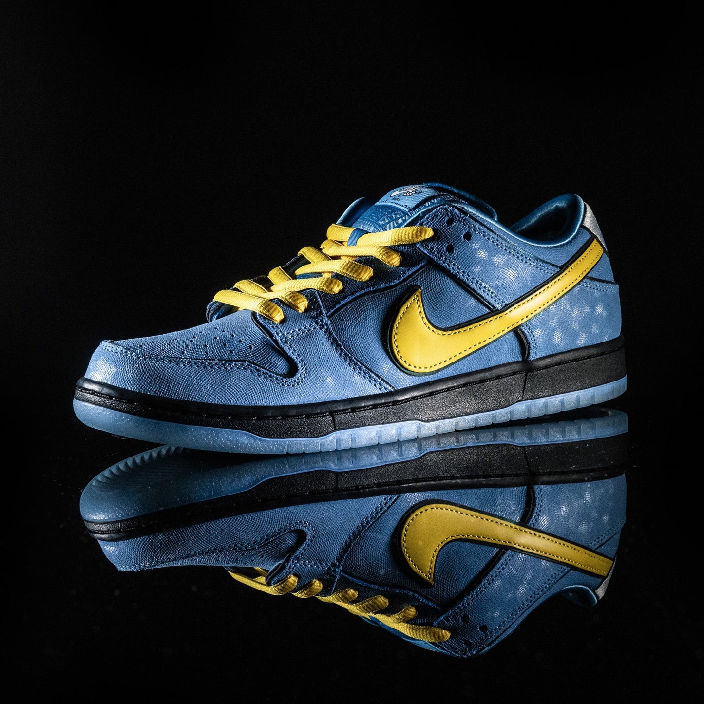 Nike SB Dunk Low The Powerpuff Girls Bubbles