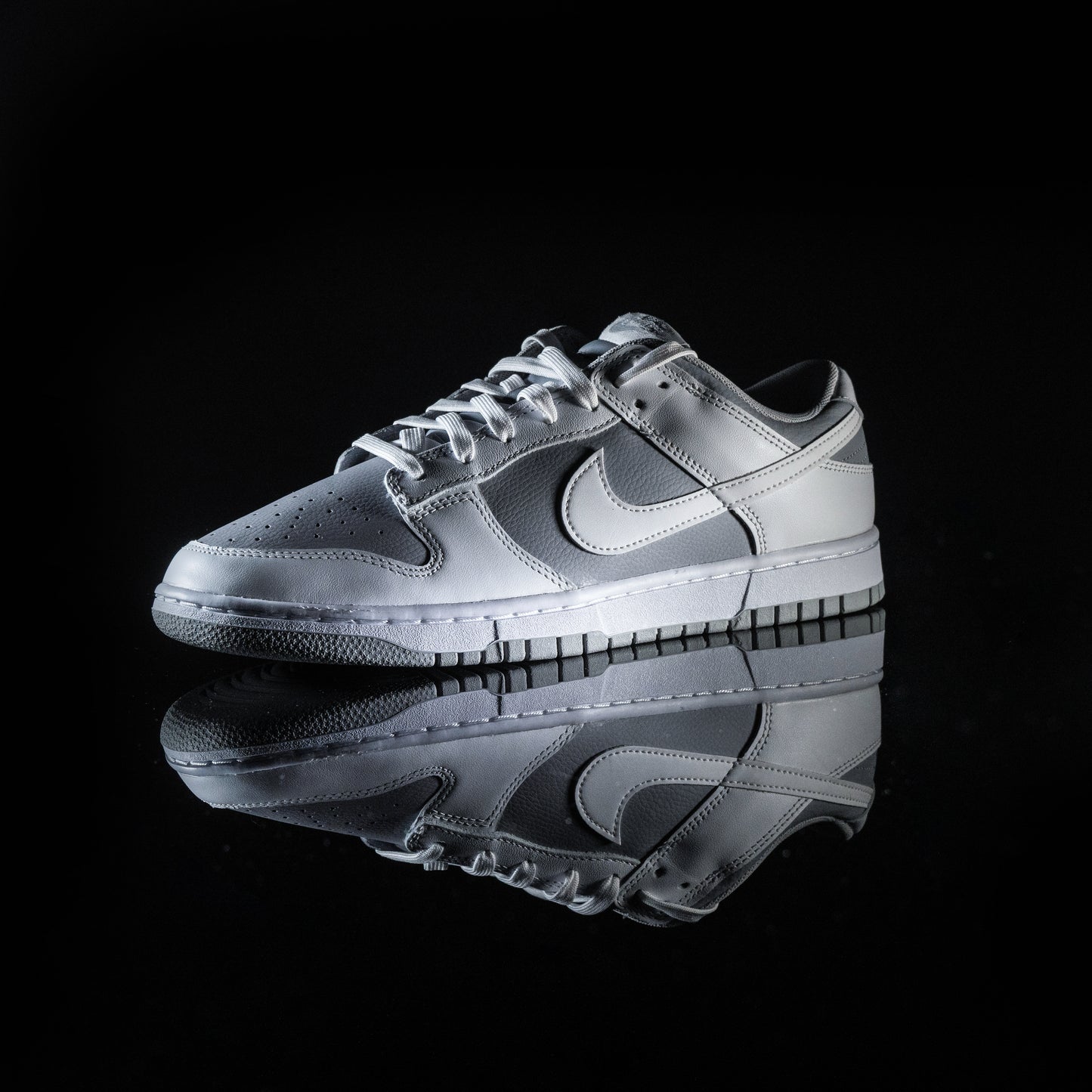 Nike Dunk Low White Grey