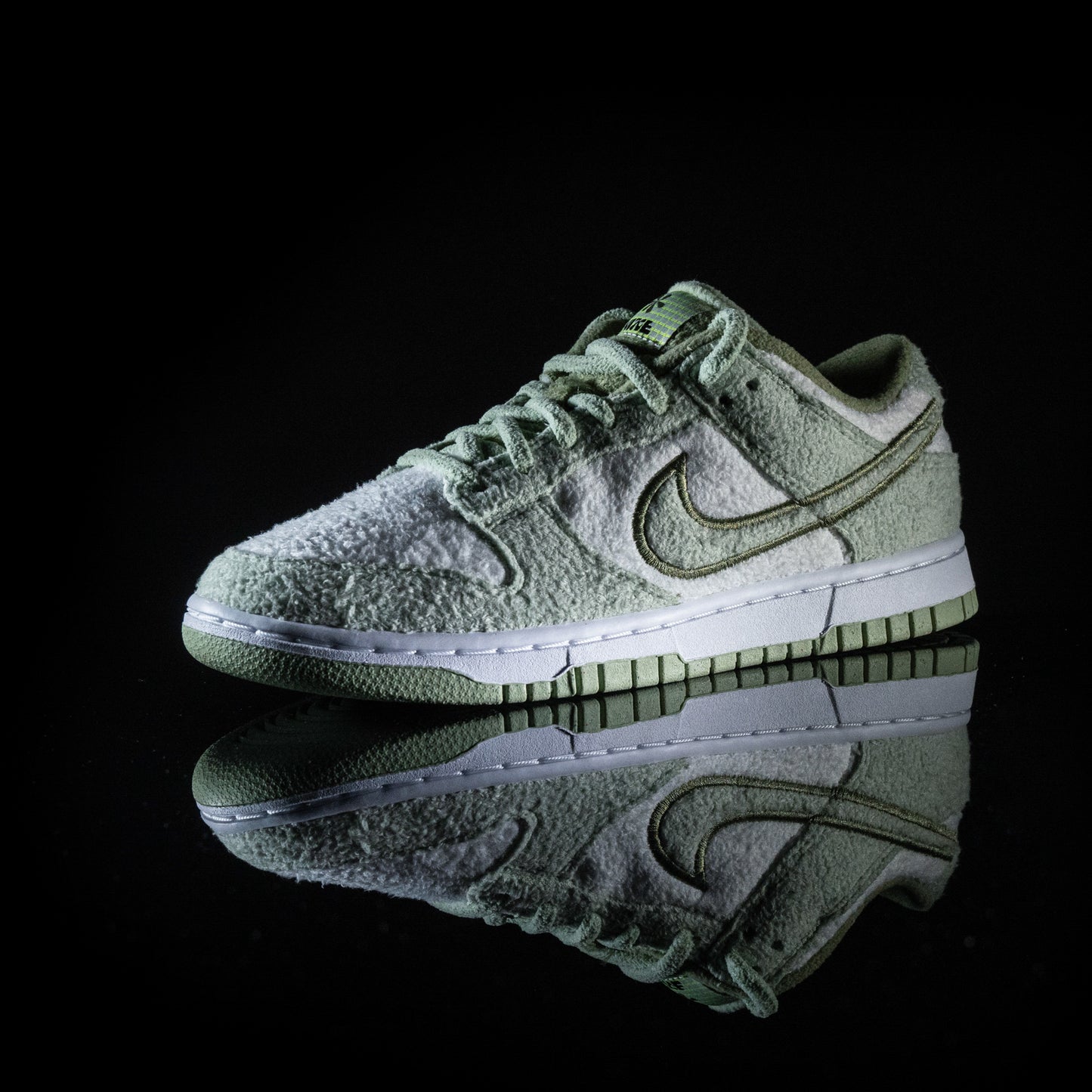 Nike Dunk Low Fleece Pack Honeydew