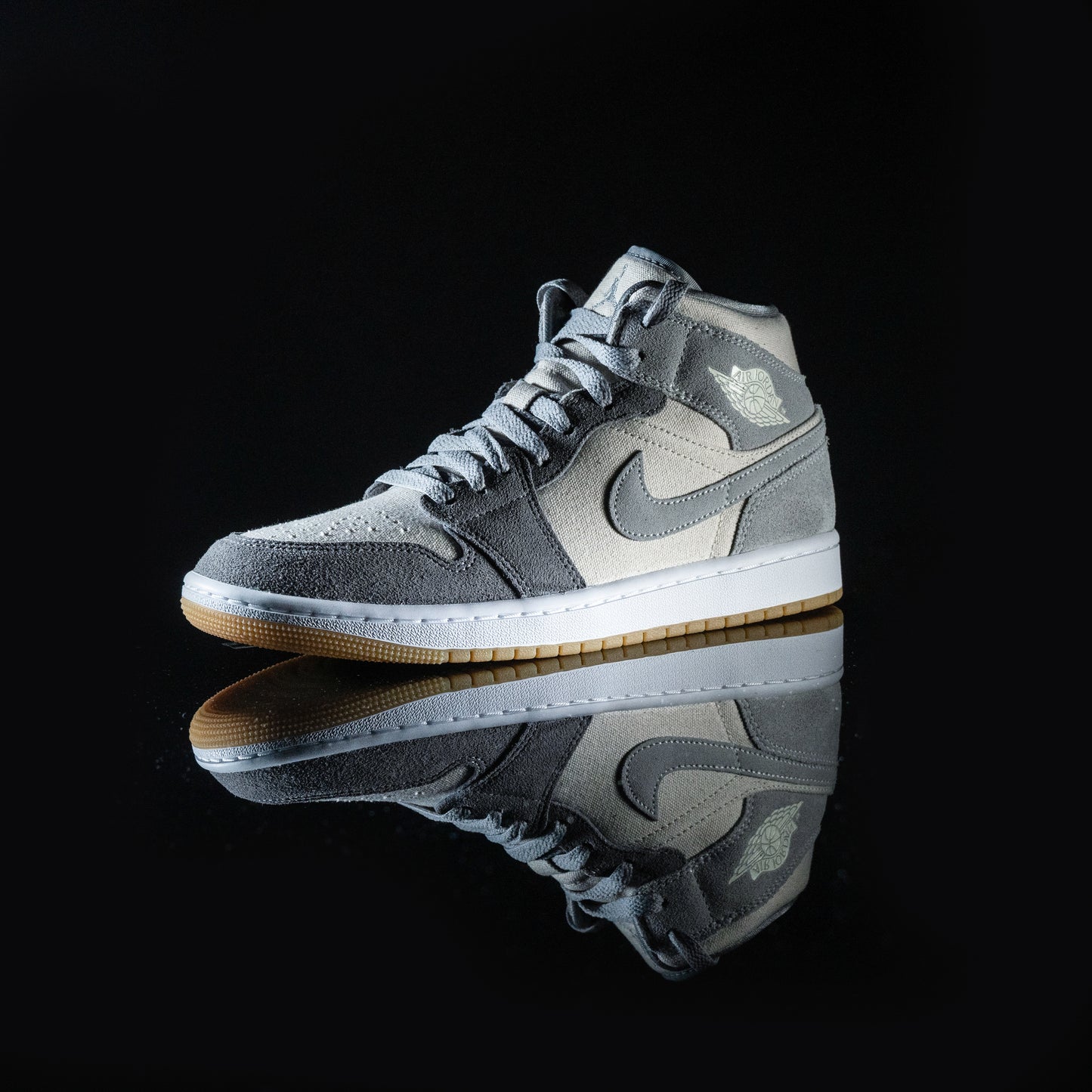Air Jordan 1 Mid Coconut Particle Grey
