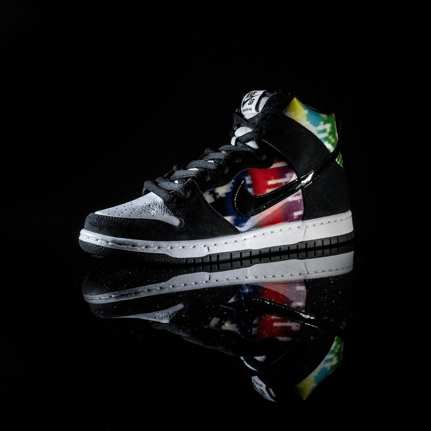 Nike SB Dunk High Tv Signal