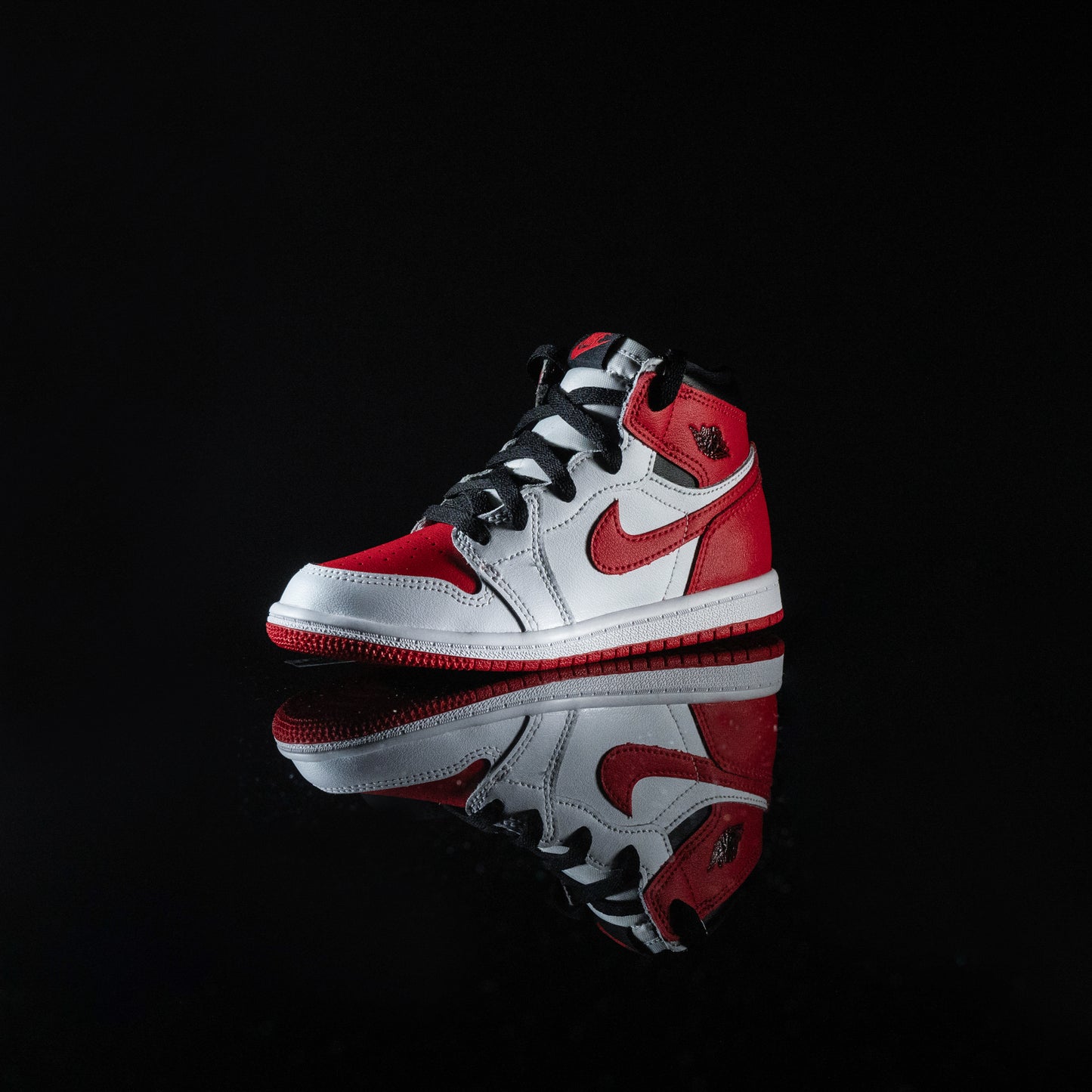 Air Jordan 1 High Heritage