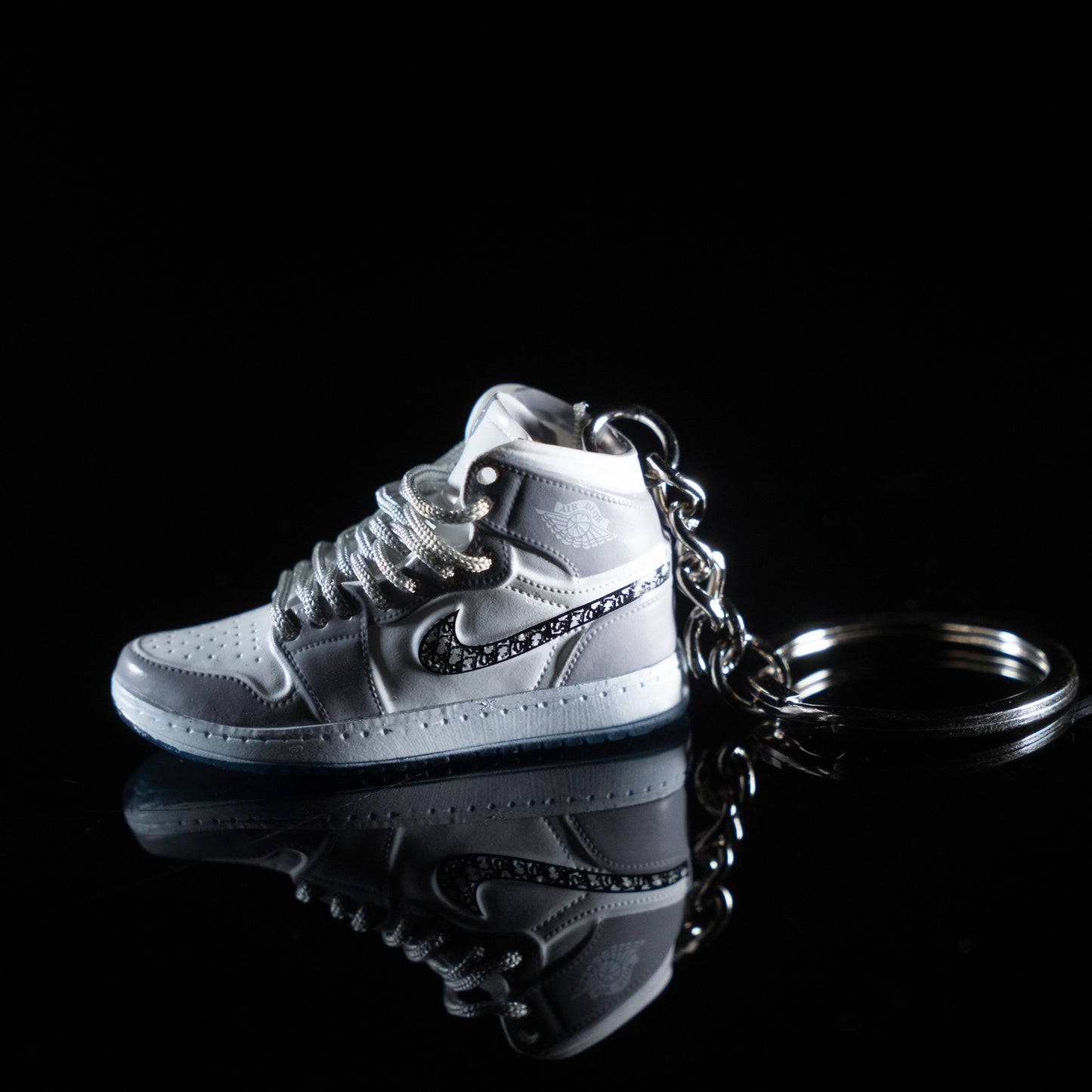 Schlüsselanhänger Air Jordan 1 High Dior