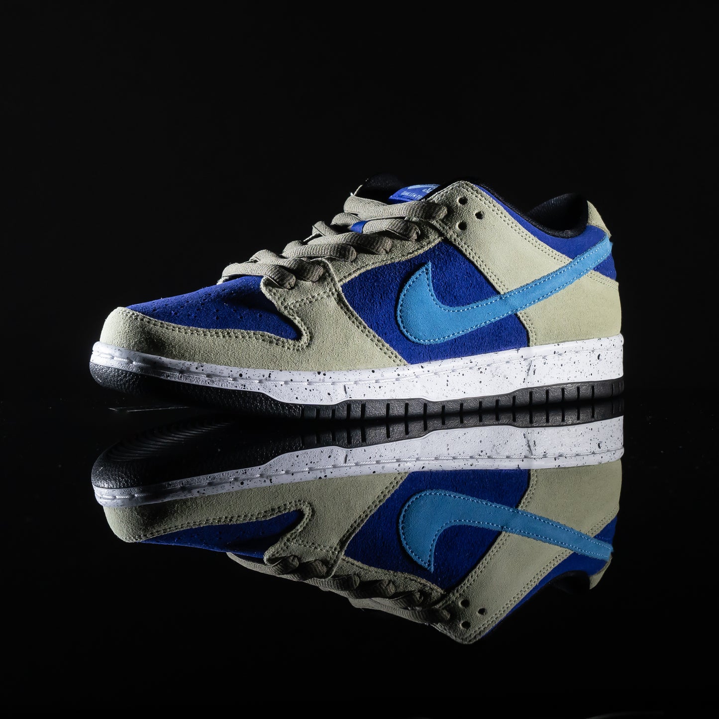 Nike Dunk SB Low Acg Celadon