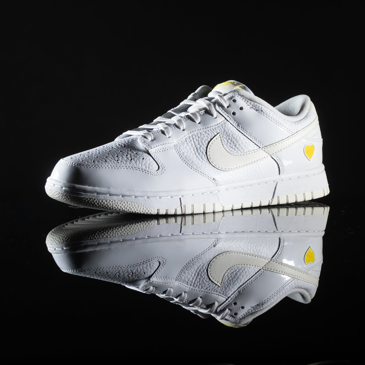 Nike Dunk Low Valentines Day
