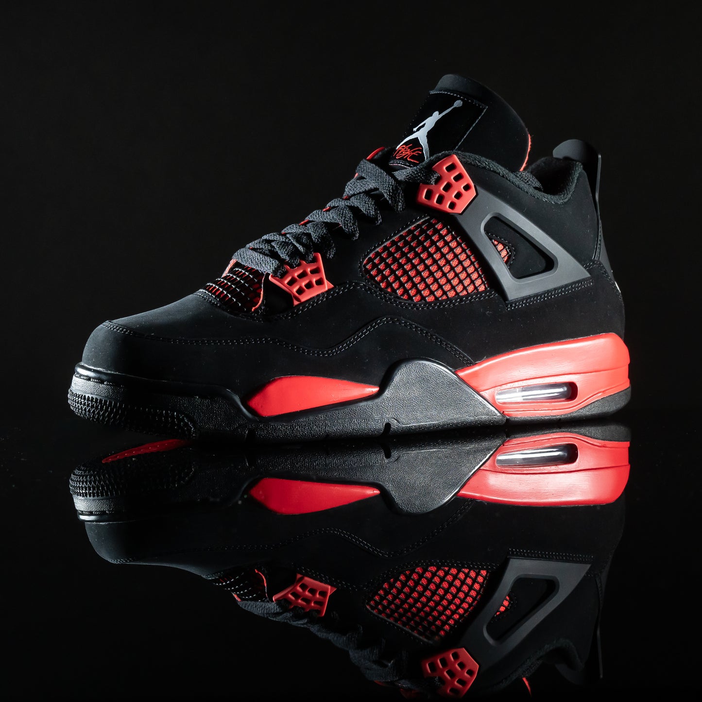 Air Jordan 4 Red Thunder