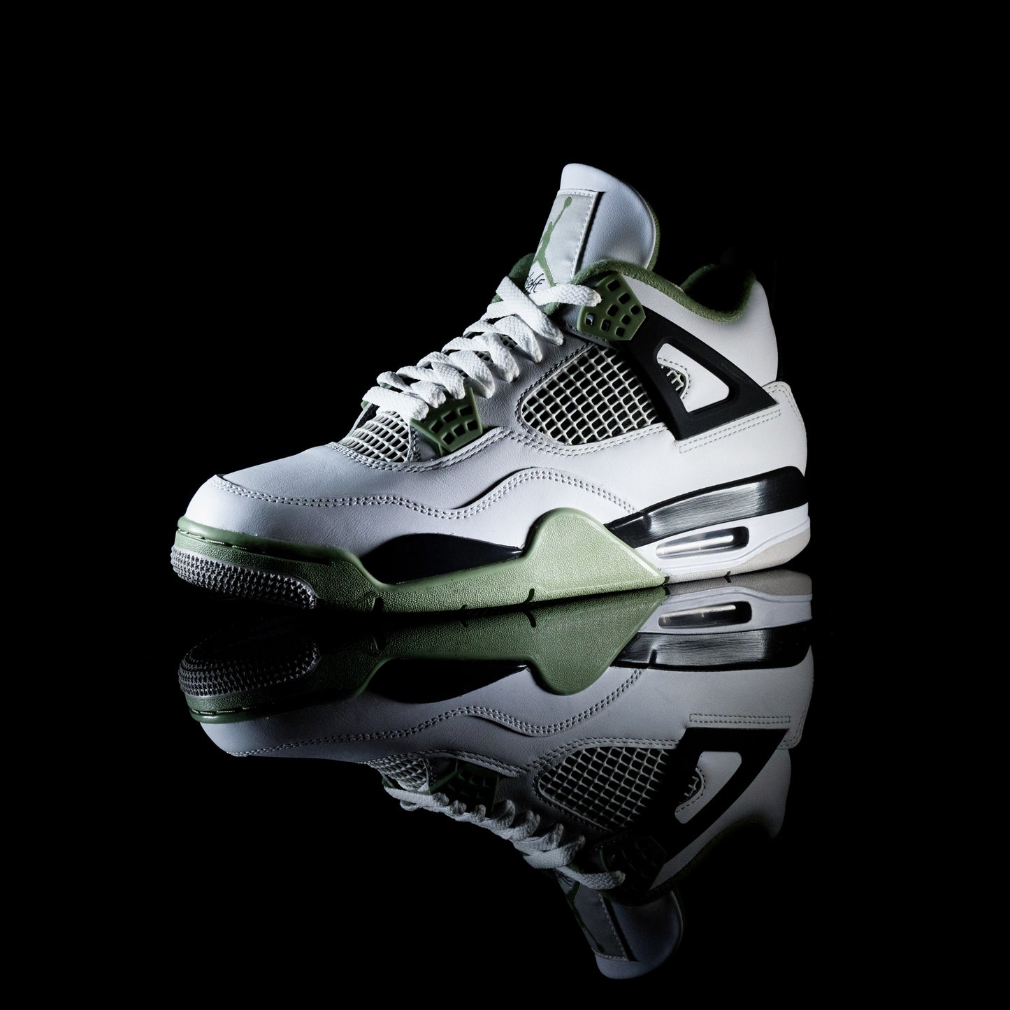 Air Jordan 4 Seafoam