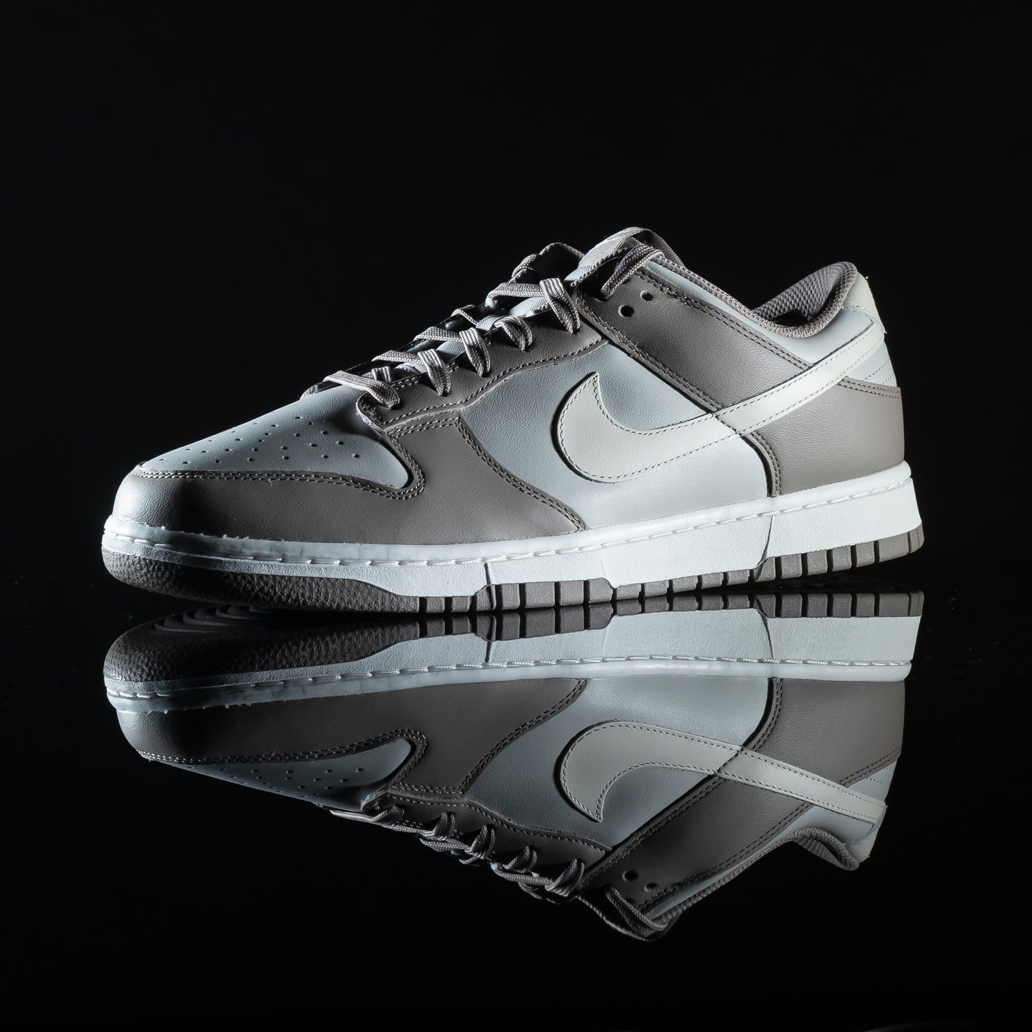 Nike Dunk Low Bone Beige