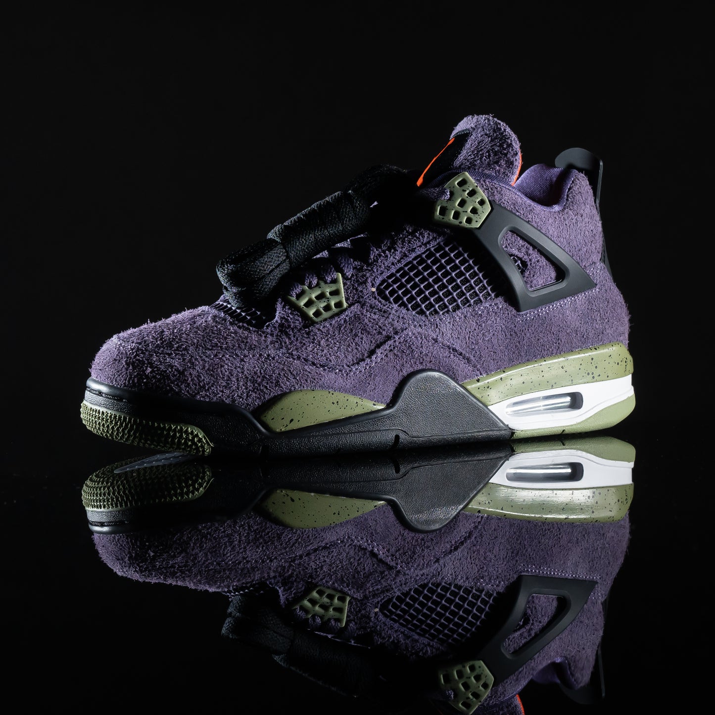 Air Jordan 4 Canyon Purple