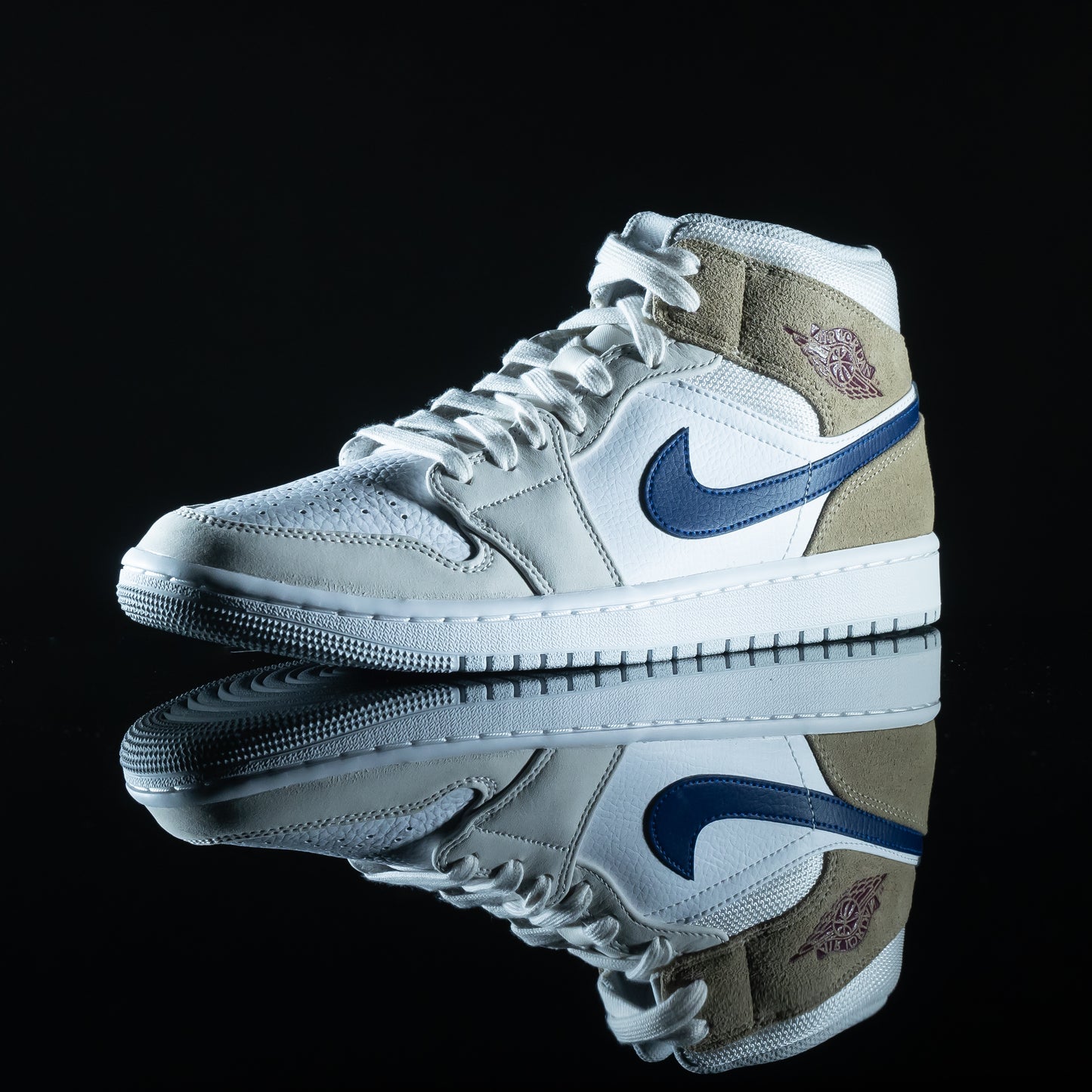 Air Jordan 1 Mid Tan Suede
